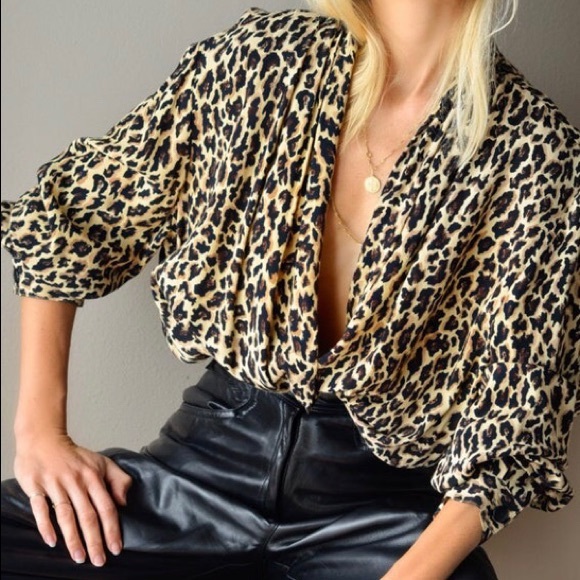 Vintage Tops - Vintage Slouchy Leopard Print Blazer Shirt